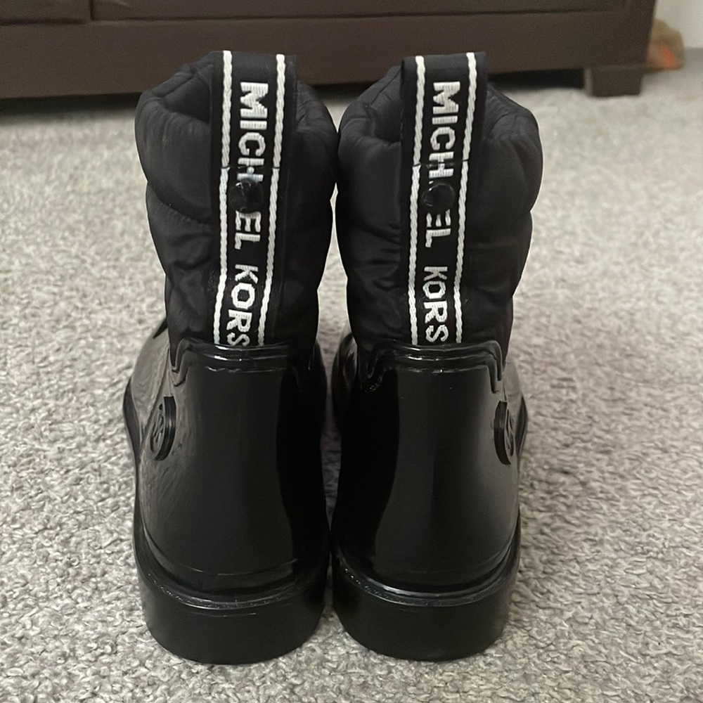 Micheal Kors rain boots